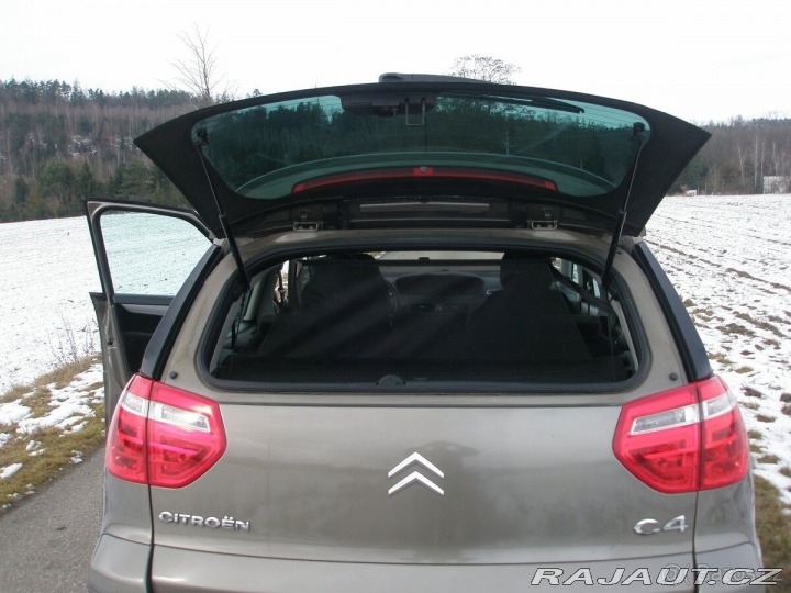 Citroën C4 Picasso 2,0 103Kw benzín 1800