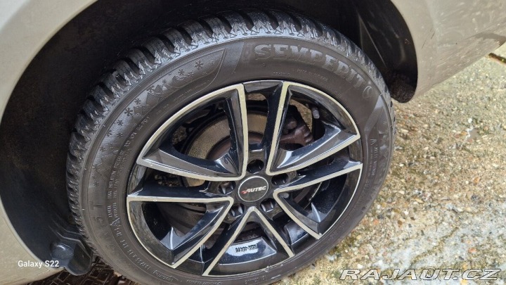 Škoda Fabia 1,6   2 automat 2009 163 2009