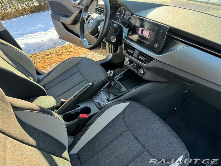 Škoda Scala 1,0   81kW, r.v. 2022, na 2022