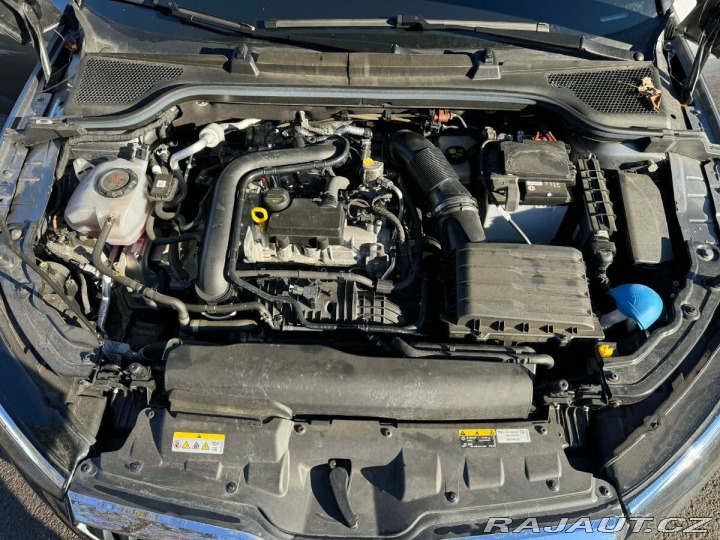 Škoda Scala 1,0   81kW, r.v. 2022, na 2022