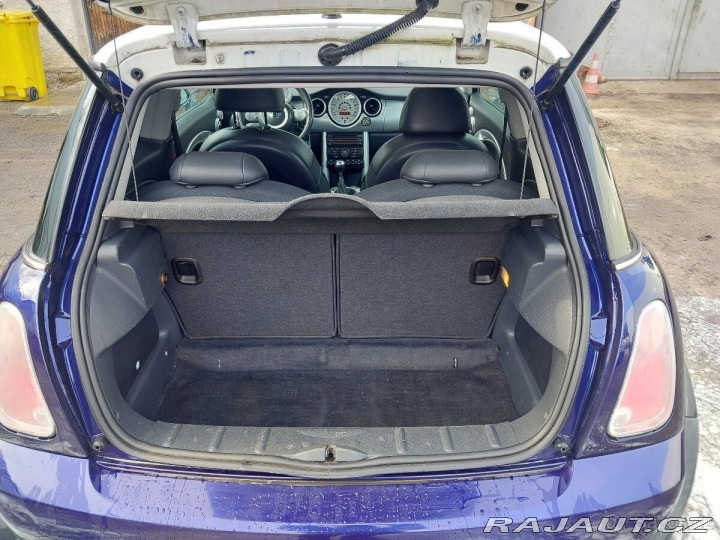 Mini Cooper 1,6   One 2006