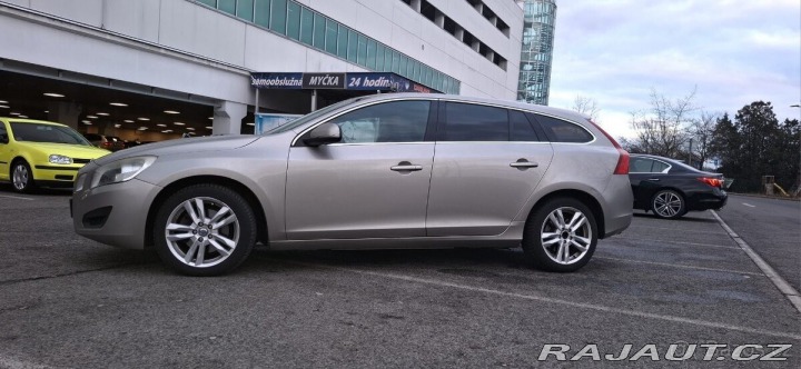 Volvo V60 1,6 2012