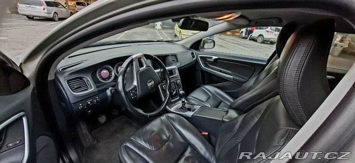 Volvo V60 1,6 2012