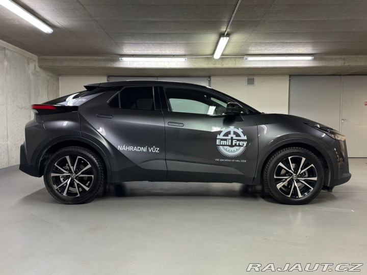 Toyota C-HR 2024
