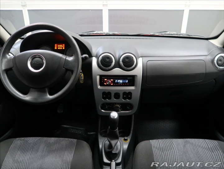 Dacia Sandero 1,2 i 16V ČR KLIMA TAŽNÉ 2011