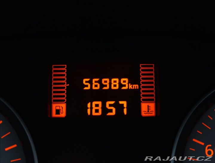 Dacia Sandero 1,2 i 16V ČR KLIMA TAŽNÉ 2011