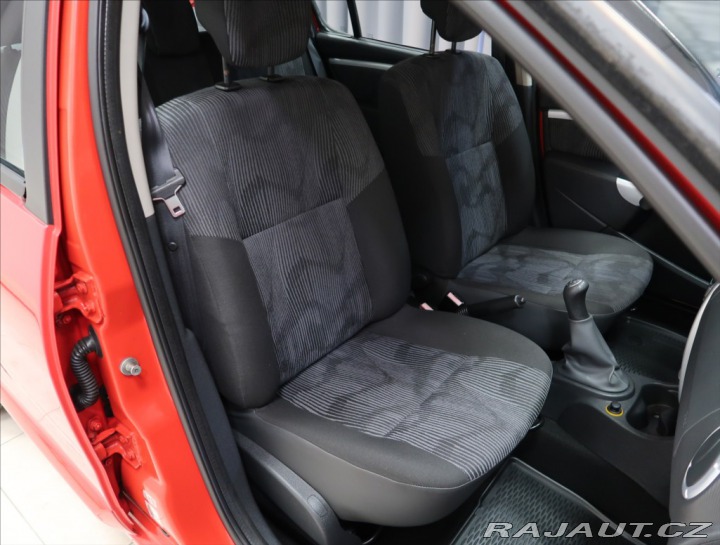 Dacia Sandero 1,2 i 16V ČR KLIMA TAŽNÉ 2011