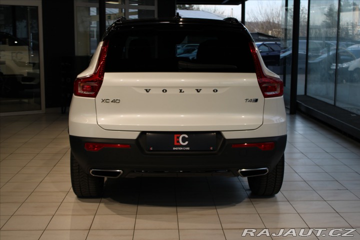 Volvo XC40 T4 R Design AWD CZ/1. Maj 2019