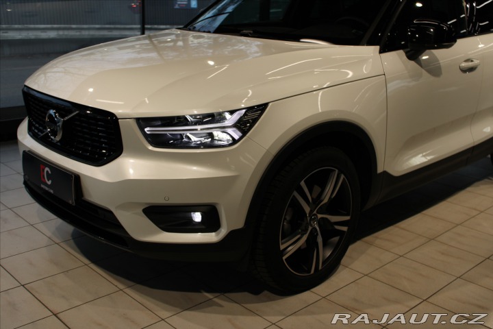 Volvo XC40 T4 R Design AWD CZ/1. Maj 2019