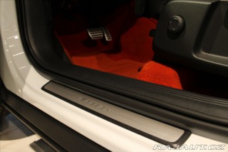 Volvo XC40 T4 R Design AWD CZ/1. Maj 2019