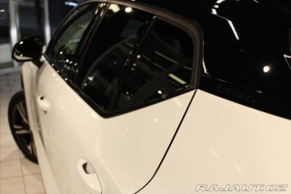 Volvo XC40 T4 R Design AWD CZ/1. Maj 2019