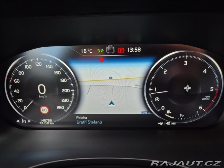 Volvo XC60 2,0 D3 MOMENTUM+ MAN 2018