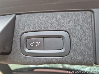 Volvo XC60 2,0 D3 MOMENTUM+ MAN 2018