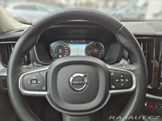 Volvo XC60 2,0 D3 MOMENTUM+ MAN 2018