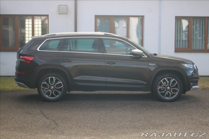 Škoda Kodiaq 2,0 TDi 140kW SCOUT 4x4 2018