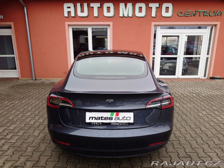 Tesla Model 3 Standard Range Plus 208 k 2022