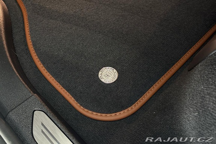 Alpina Ostatní modely XB7 2025