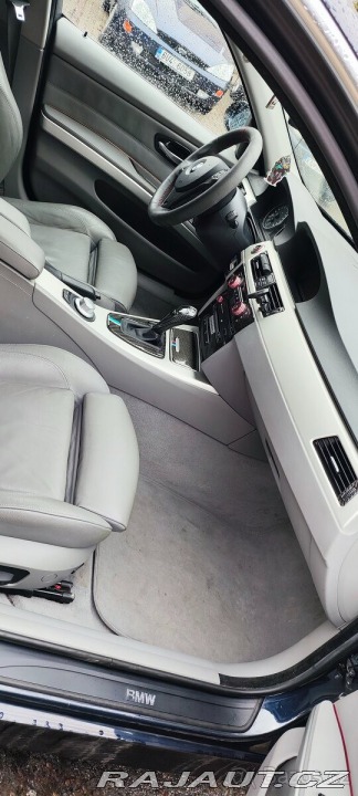 BMW 3 3,0 E91 330xd 1800