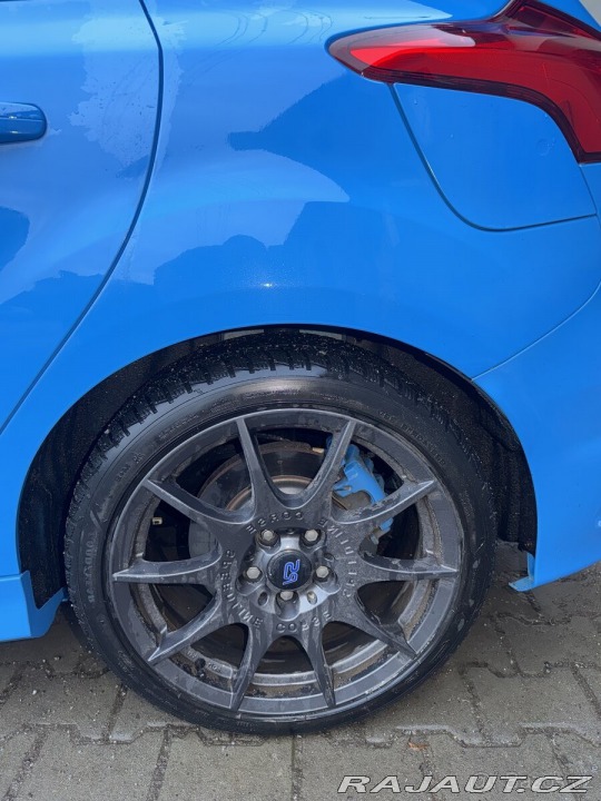 Ford Focus 2,3   RS 1800