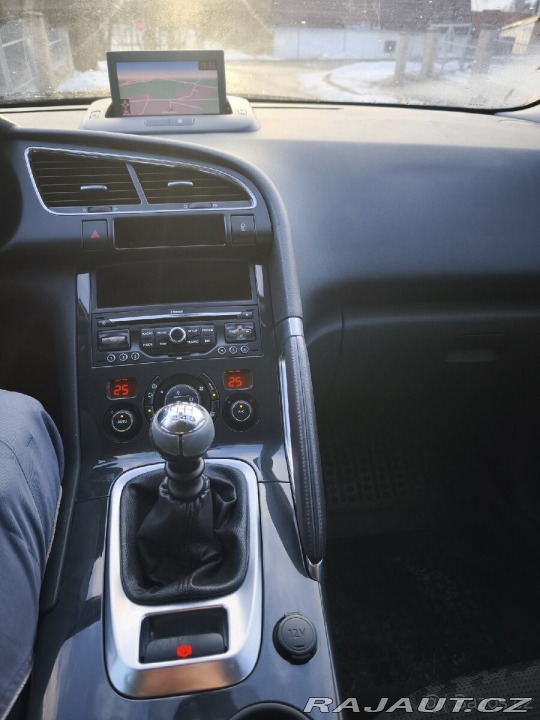 Peugeot 3008 1,6 1800