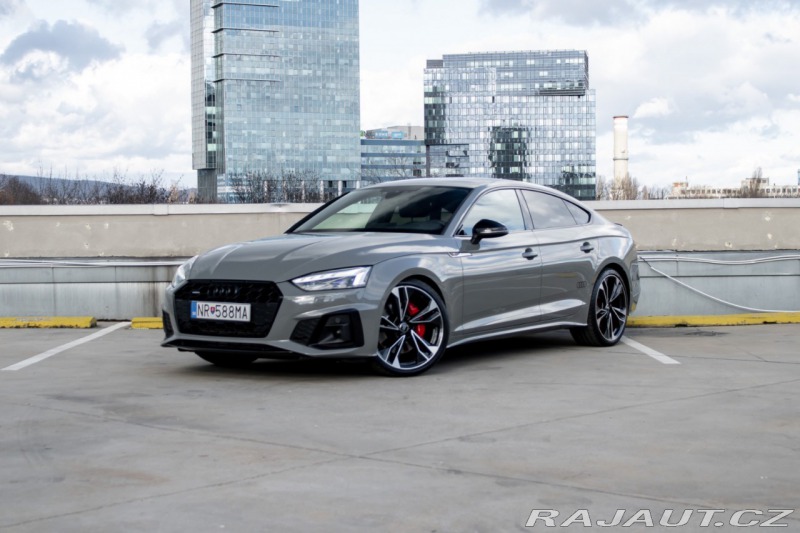 Audi A5 Sportback  / / 3.0 TDI/ q