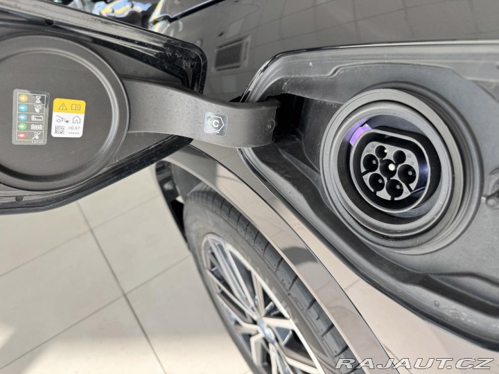 BMW X1 25e xDrive*M-SPORT*REZERV 2025