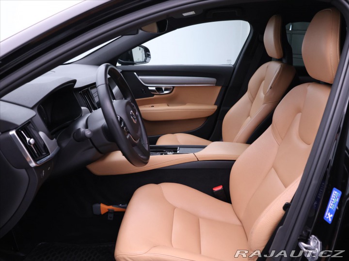 Volvo S90 2,0 T5 187kW Drive-E Mome 2016