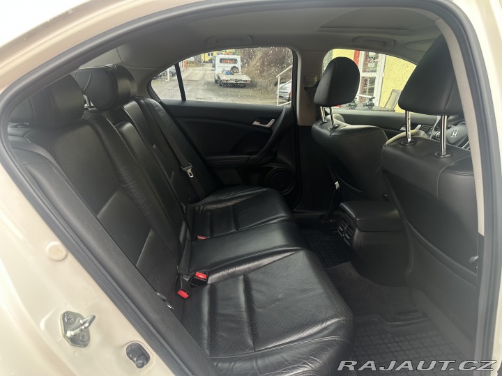 Honda Accord 2.4i-VTEC 148kW/8G/Execut 2011