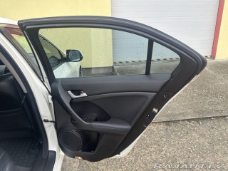 Honda Accord 2.4i-VTEC 148kW/8G/Execut 2011