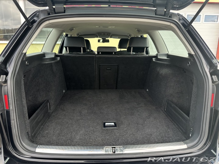 Volkswagen Passat 2.0 TDi Výhřev/Tempomat/1 2011