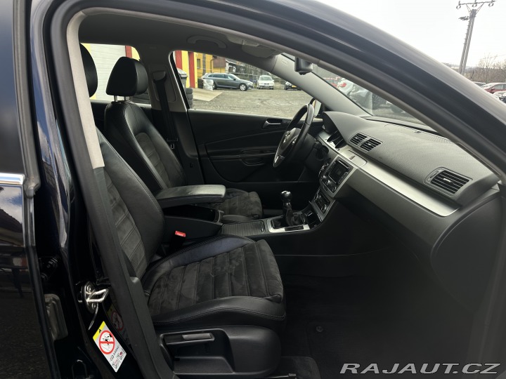 Volkswagen Passat 2.0 TDi Výhřev/Tempomat/1 2011
