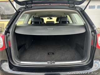 Volkswagen Passat 2.0 TDi Výhřev/Tempomat/1 2011
