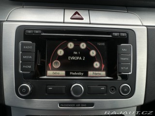 Volkswagen Passat 2.0 TDi Výhřev/Tempomat/1 2011