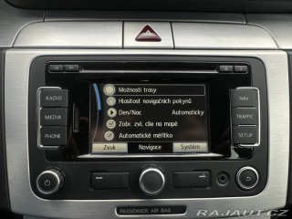 Volkswagen Passat 2.0 TDi Výhřev/Tempomat/1 2011