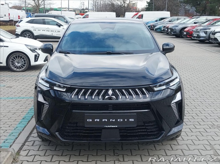 Mitsubishi Grandis 1.8 AT M-HYBRID INTENSE+ 2026
