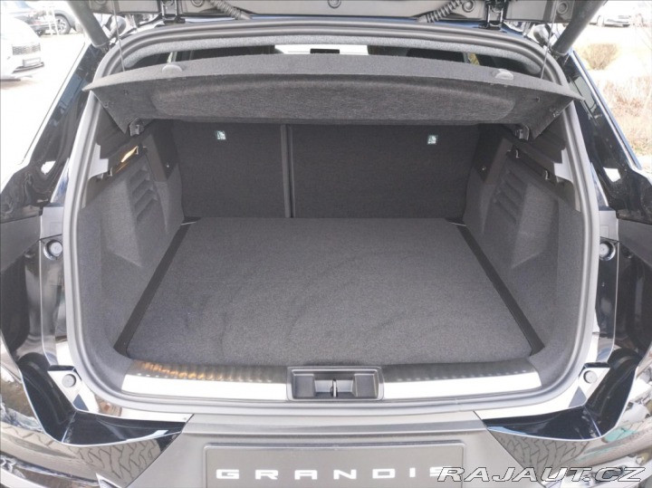 Mitsubishi Grandis 1.8 AT M-HYBRID INTENSE+ 2026