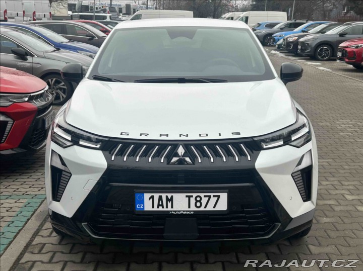 Mitsubishi Grandis 1.3 7DCT M-HYBRID INTENS 2026