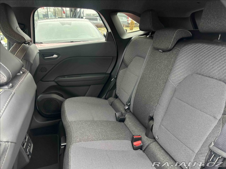 Mitsubishi Grandis 1.3 7DCT M-HYBRID INTENS 2026
