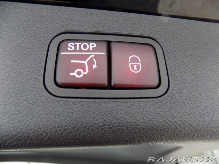 Mercedes-Benz E 300de/Digital-Light/Hybri 2024