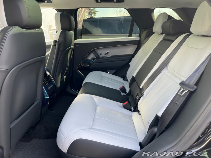 Land Rover Range Rover Sport 3,0 Dynamic SE D300 AWD 2026