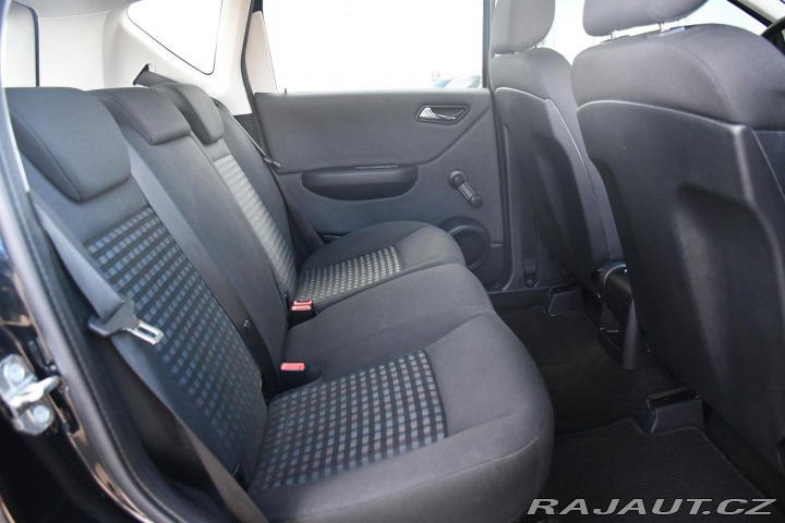 Mercedes-Benz A 160, + ZIMNÍ KOLA, PO SER 2012