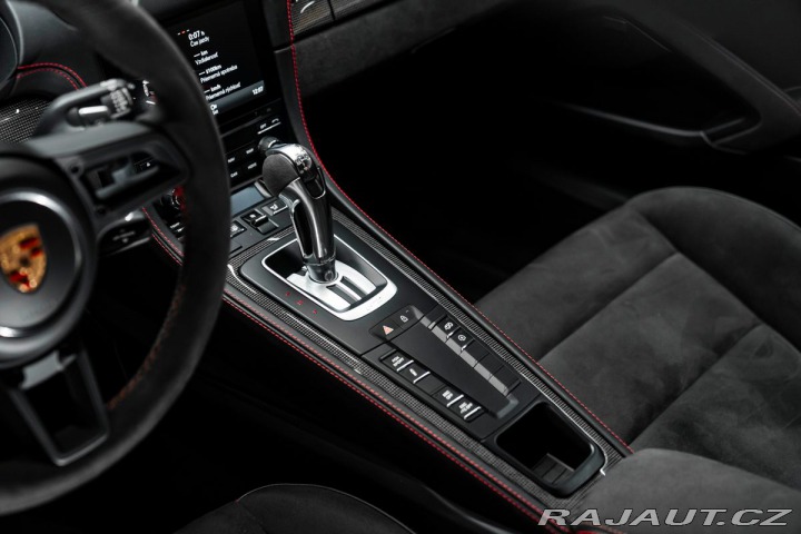 Porsche 718 GT4 2023