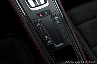 Porsche 718 GT4 2023