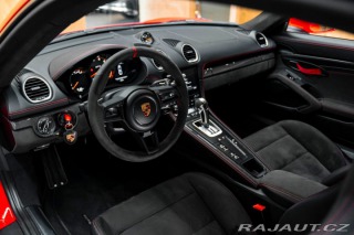 Porsche 718 GT4 2023