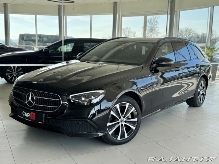 Mercedes-Benz E 300de 4Matic*Webasto*REZE 2021