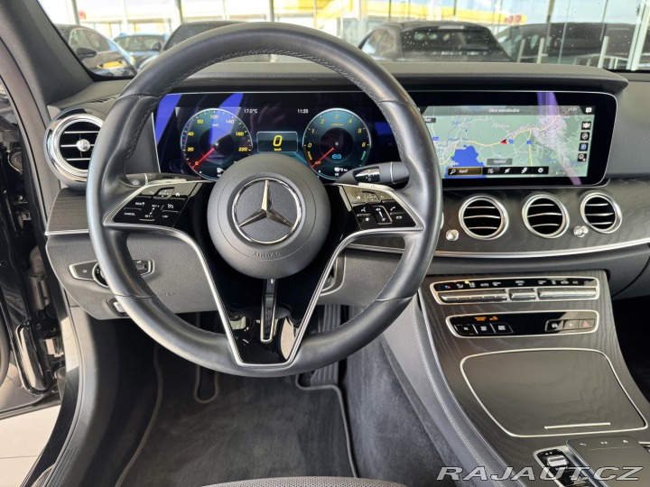 Mercedes-Benz E 300de 4Matic*Webasto*REZE 2021
