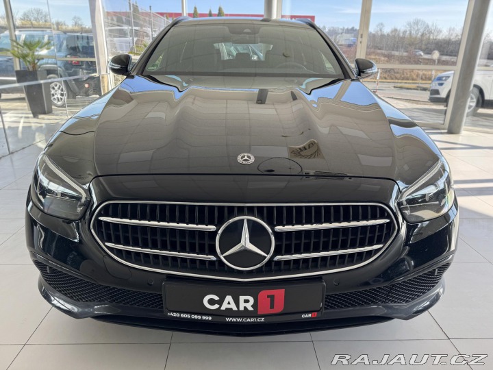 Mercedes-Benz E 300de 4Matic*Webasto*REZE 2021