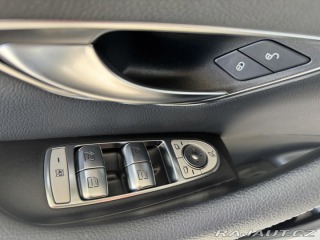 Mercedes-Benz E 300de 4Matic*Webasto*Tažn 2021