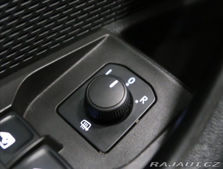 Škoda Octavia 2,0 TDI VÝHŘEV 1. MAJ ČR 2021