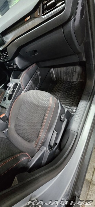 Ford Kuga ST Line 137kW,naj. 21.800 2024